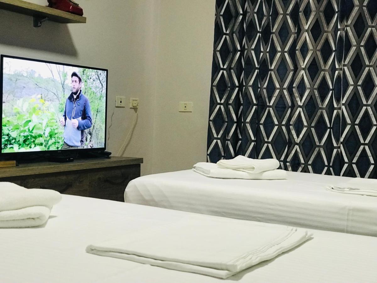 Apartament Proper House Iva Tirana Zewnętrze zdjęcie
