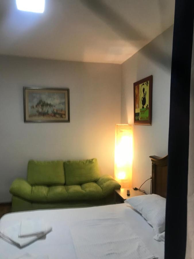 Apartament Proper House Iva Tirana Zewnętrze zdjęcie