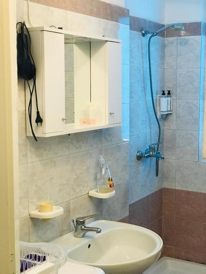 Apartament Proper House Iva Tirana Zewnętrze zdjęcie